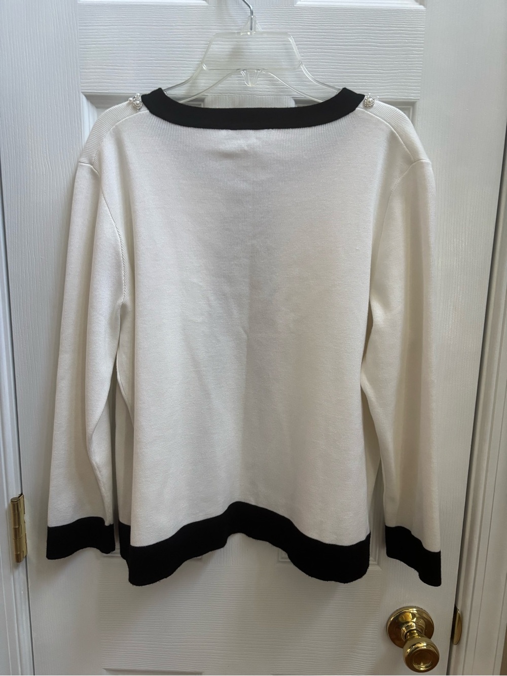 Adrianna Papell Cream/Black Pearl-Trim Sweater Cardigan, Size M, Like New Cond - Picture 5 of 5